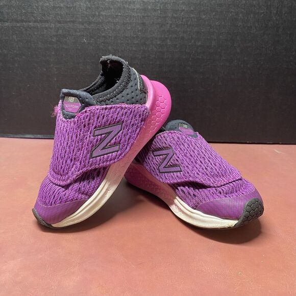 New Balance Toddler Size 6 Fresh Foam Fast V1 Touch Fastener Purple - Picture 1 of 9